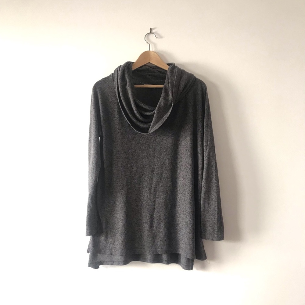 Cherish Turtleneck with Convertible Neckline in Melange Grey Lightweight Size M